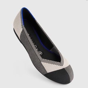 NIB: Rothy’s Captoe Flat in Black
